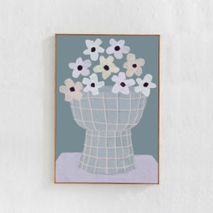 Póster de Flores en un jarrón: Impresión de arte floral descargable. Decoración boho escandinava para dormitorio, lila y azul neutro, arte imprimible en pastel danés