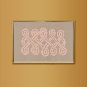 K&ouml;nnte beinhalten: Ein gerahmter abstrakter Kunstdruck mit einem geometrischen Design aus pinkfarbenen und wei&szlig;en, ineinandergreifenden Schleifen auf einem hellbraunen Hintergrund.
