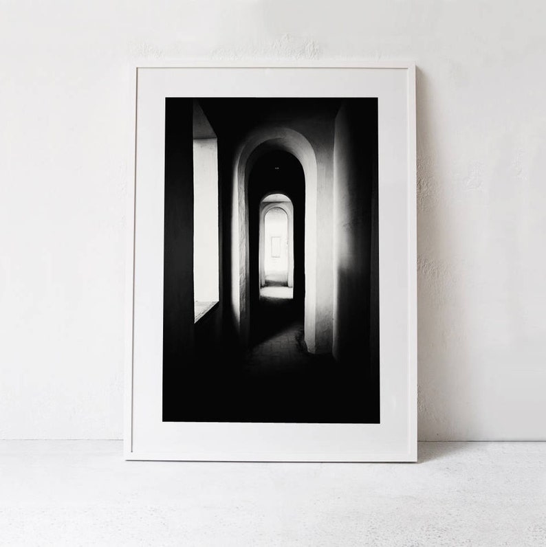 Archway Photography, Archway Print, Black and White Photo Print, Architecture Print, Light, Shadows Photography Digital Download Printable zdjęcie 4