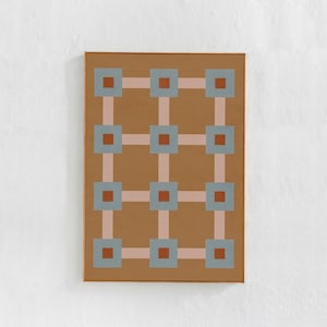 K&ouml;nnte beinhalten: Gerahmtes abstraktes Kunstwerk mit einem Rastermuster. Das Kunstwerk hat einen braunen Hintergrund mit einem Raster aus hellrosa Linien und abwechselnden Quadraten in Grau-Blau und Rostbraun.