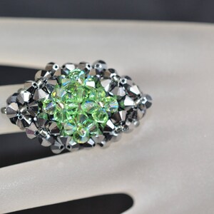 Kristallring, Kristall, Damenschmuck, helles Chrom 2x, Peridot ab, Marquise-Stil, Luxus