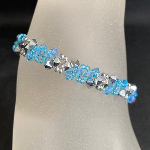 Kristallarmband, fein, heller Kometkristall Silber 2x, Aquamarinschimmer 2x, Damenschmuck, Mode