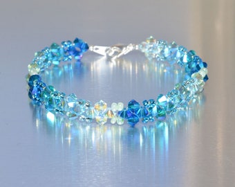 Bracelet cristal, bijou femme, quatuor bleuté, accessoire luxe