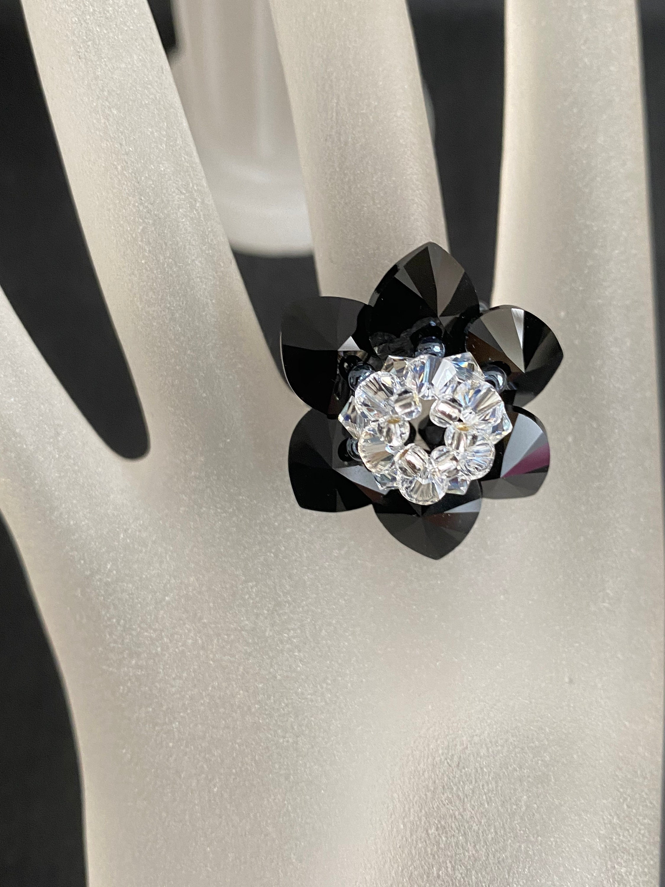 Swarovski lady flower ring new arrivals