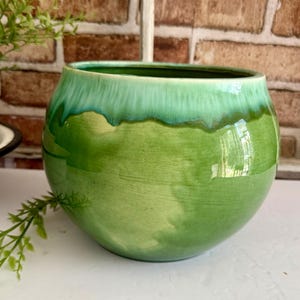 Vintage Mid Century Green Drip Glaze Planter Bowl | MCM Ceramic Pottery Planter | Seafoam Green Cachepot | Retro Succulent Planter
