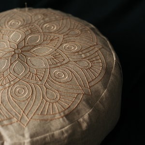 Embroidery Zafu Linen floor cushion with Buckwheat hulls /Organic Meditation cushion/ pillow seat/Meditation pillow for Yoga studio