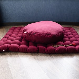 Maroon meditation cushions set Zafu and Zabuton with buckwheat hulls floor pillow Zen yoga space