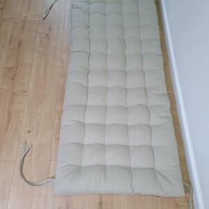 Cojín de lino de cáñamo con lazos relleno de fibra de cáñamo orgánico en tela de lino natural sin teñir, cojín para banco de ventana hecho a medida imagen 7