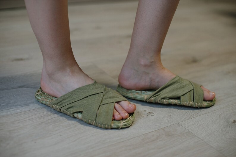 unique slippers