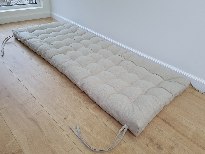 Cojín de lino de cáñamo con lazos relleno de fibra de cáñamo orgánico en tela de lino natural sin teñir, cojín para banco de ventana hecho a medida imagen 3