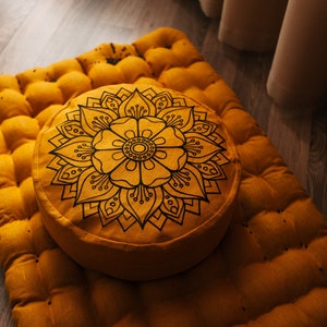 Embroidery Meditation Set Zafu & Zabuton with Buckwheat hulls Mandala Linen Floor cushions Meditation pillow pouf PillowSeat Yoga image 3