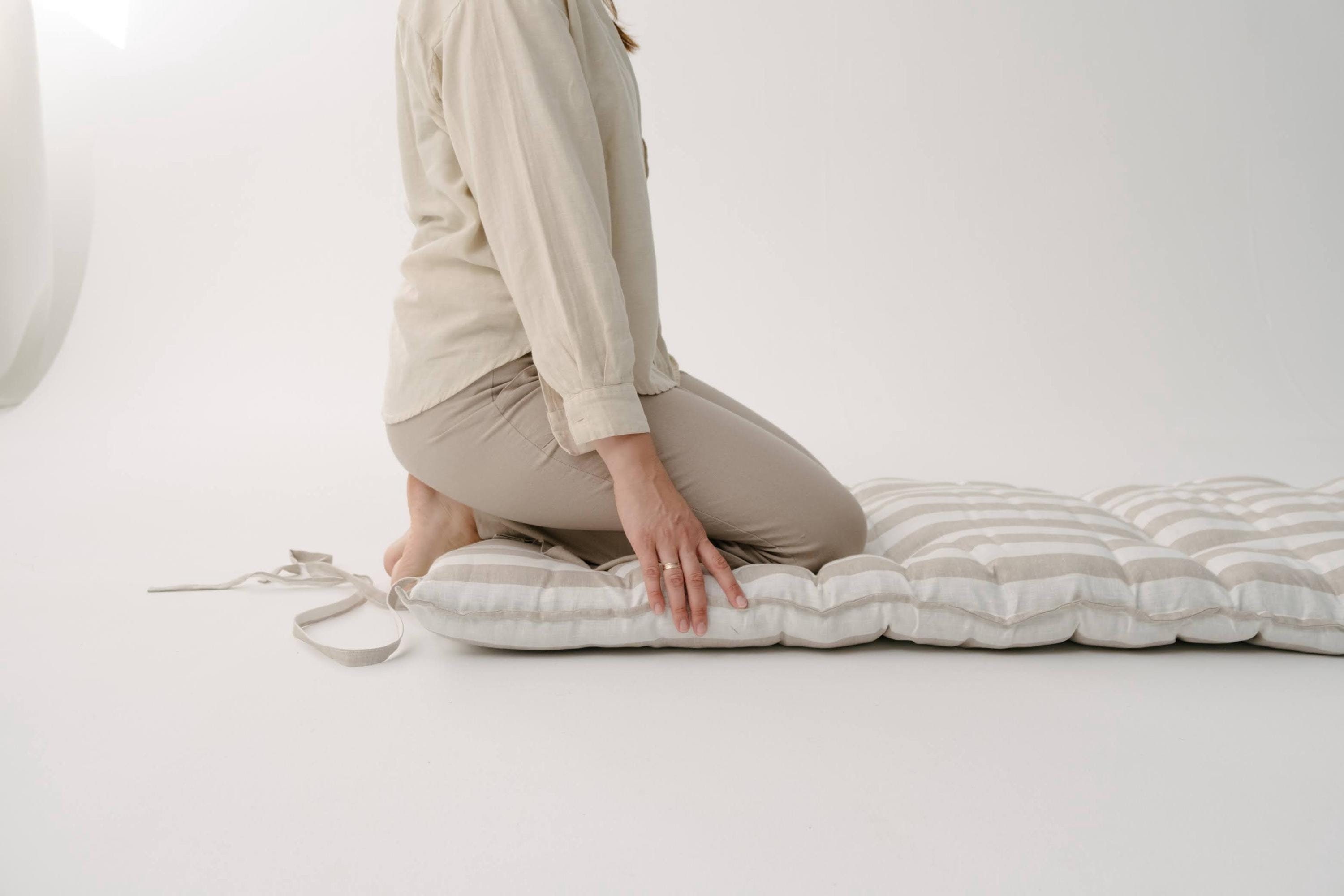 HEMP Linen shikibuton mat Shiki futon 3” thick filled organic Hemp fiber in natural Linen fabric Custom Size Hand made topper with ties