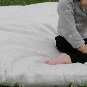 Round thick Organic Play Mat Crawling mat filled HEMP Fiber filler in non-dyed cotton fabric for playpen Nursery padded