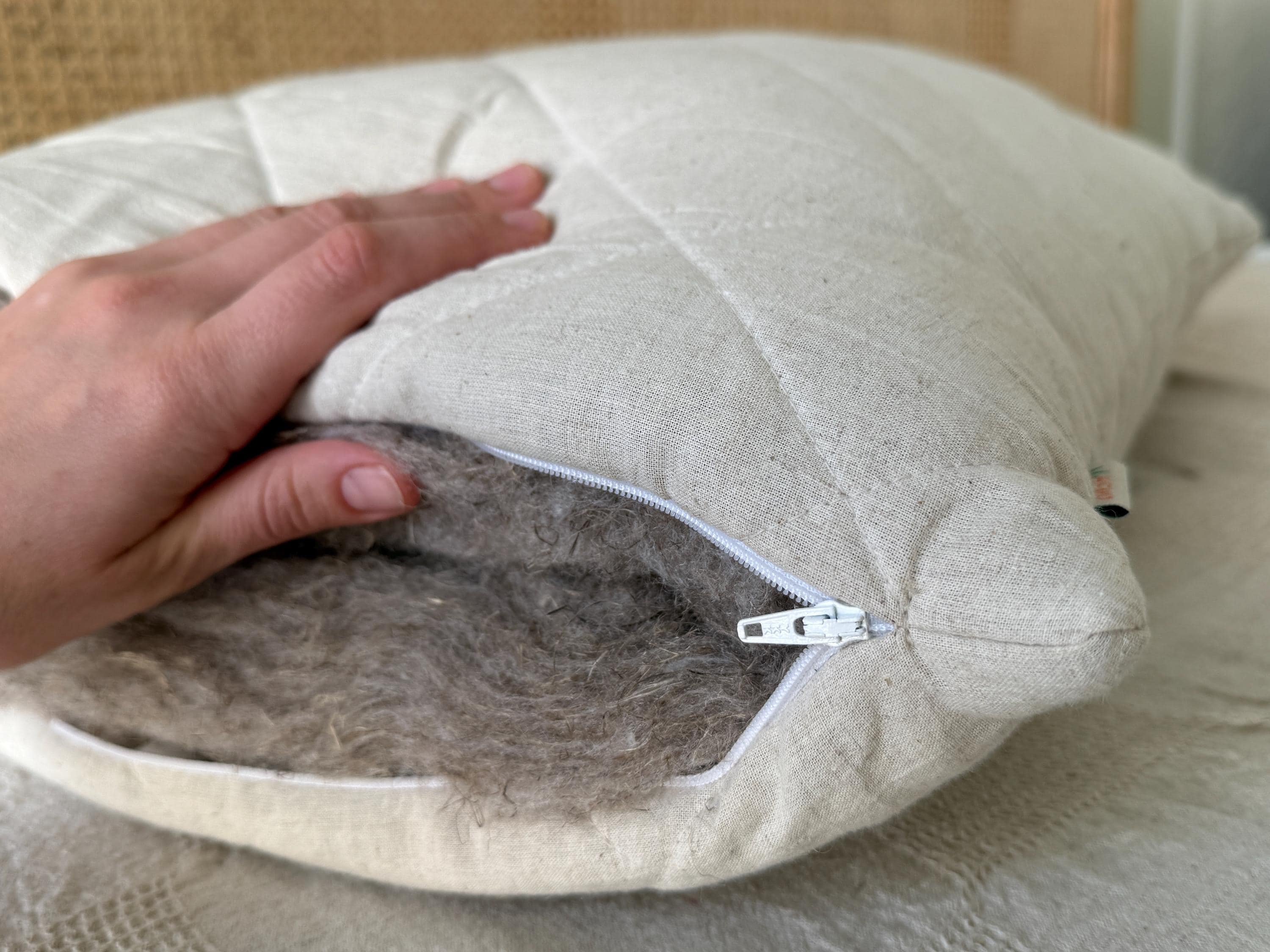 ヘンプ枕 オーガニックヘンプ繊維入り リネン/コットン生地 高さ調節 