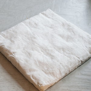 Hemp Meditation mats zabuton natural mats seating pads with hemp fiber filling  in natural non-dyed linen fabric