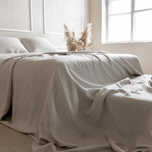 Natural Linen Bedspread, Undyed Linen Bed Couch Cover, Rustic bedding, Large bed throw, Heavy linen fabric, Full Queen King Coverlet Quilt