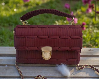 Unique, customizable, handmade crochet bag - a fashion accessory, birthday gift for her and mom, wedding or formal bag