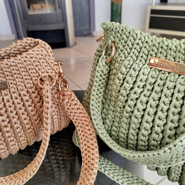 Bolso de crochet, bolso hecho a mano, bolso de diseñador, bolso de diseñador, bolso de moda, bolso de tendencia, bolso para ella, bolso beige, bolso verde salvia,