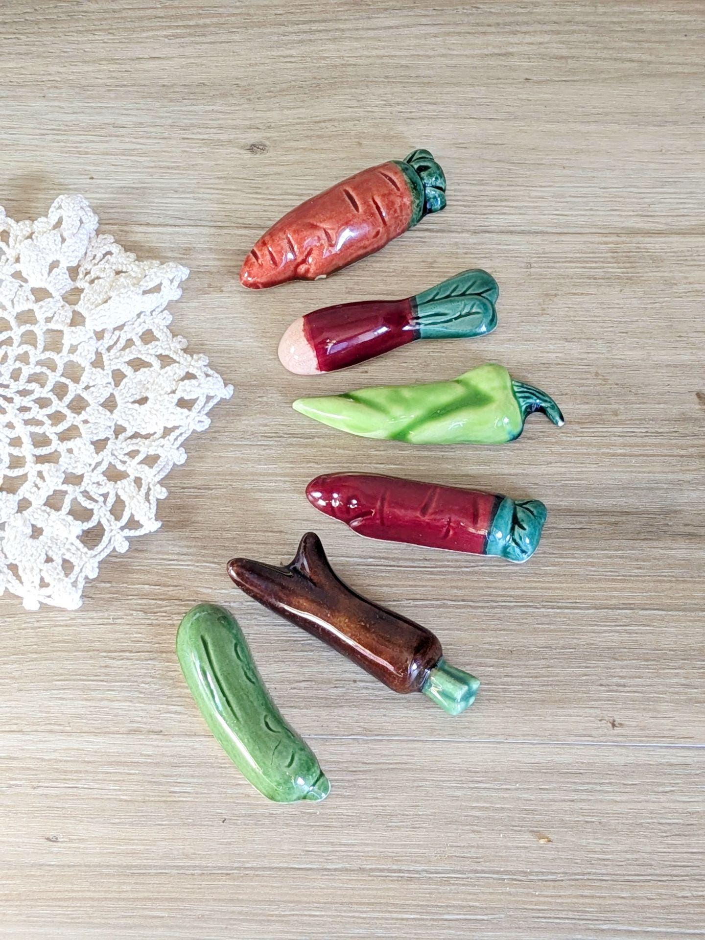 1 saladier et 2 raviers Vintageen Barbotine feuille de chou