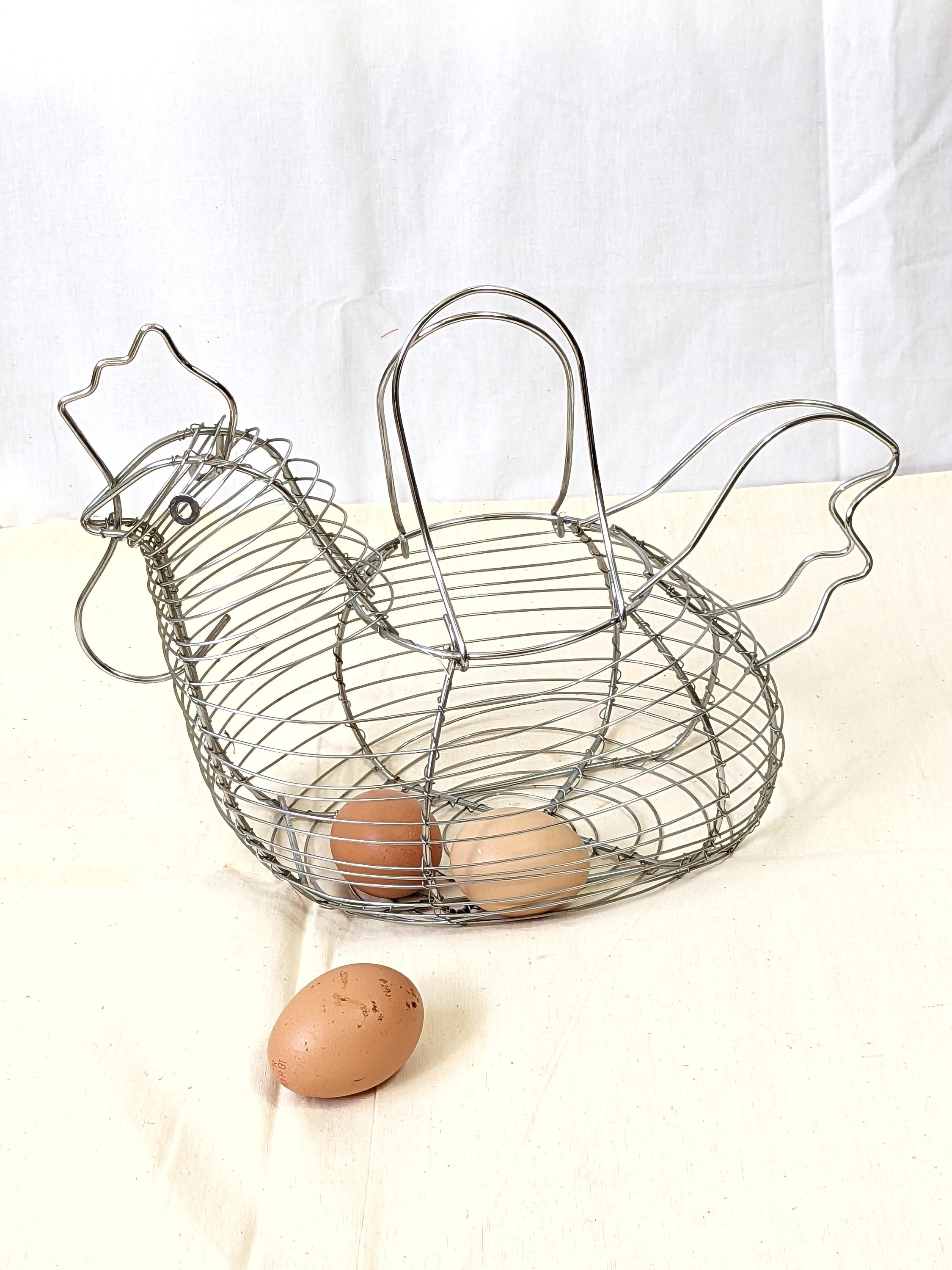 solacol Egg Basket for Gathering Fresh Eggs Colorful Design Eggs Basket  Ceramic Chicken-Shaped Lid, Round Wire Basket Bottom and Handle Egg Baskets