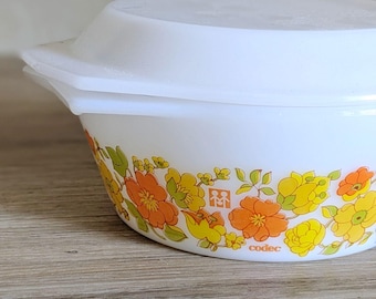 ヴィンテージ アルコパル フレンチキャセロール皿：ブルーフローラル