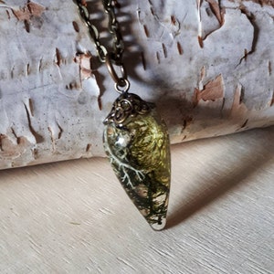 Terrarium Moss Pendulum Necklace woodland Pendant green lichen forest resin clear MADE TO ORDER