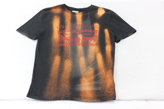 levi's medium shirt size