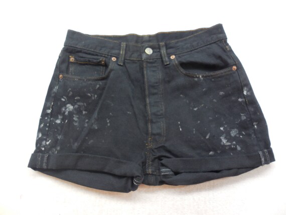 urban renewal levi's shorts