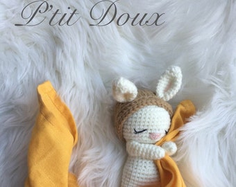 amigurumi crochet pattern tutorial P&#39;tit Doux, the soft toy rabbit or key ring