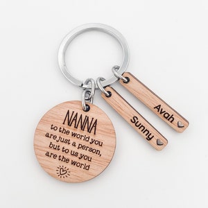 This Nanny Belongs Too, Personalised Grandparents Christmas Gifts, Personalized Keyring, Gift for Mum Nana Nanna Grandma, Best Grandma Ever