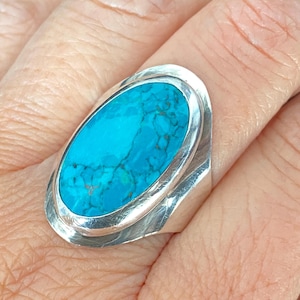 Vintage Sterling Silver Turquoise Ring