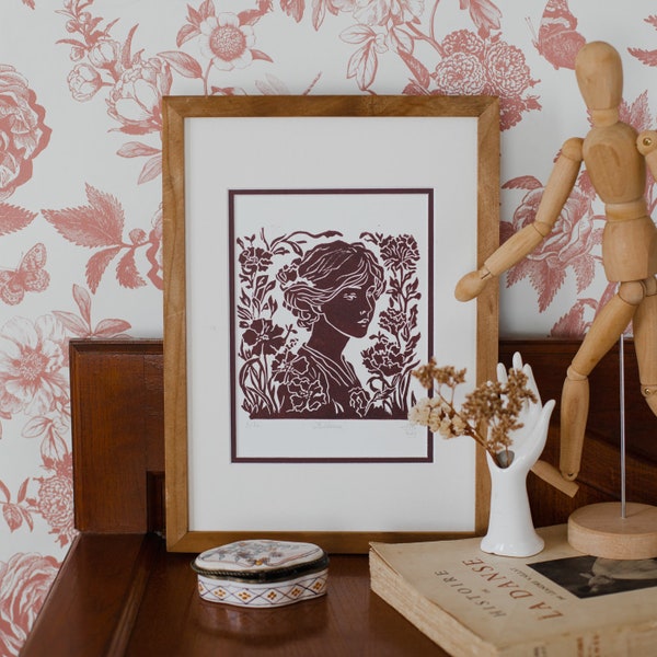 Linogravure portrait de femme, Art Nouveau fleurs