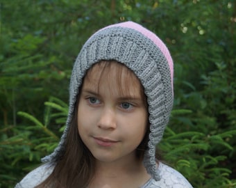 Handgestrickte Pixie Mütze mit Bommel (ab 7 Jahren)