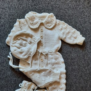 Hand Knitted Merino Wool Layette Set: Newborn Outfit