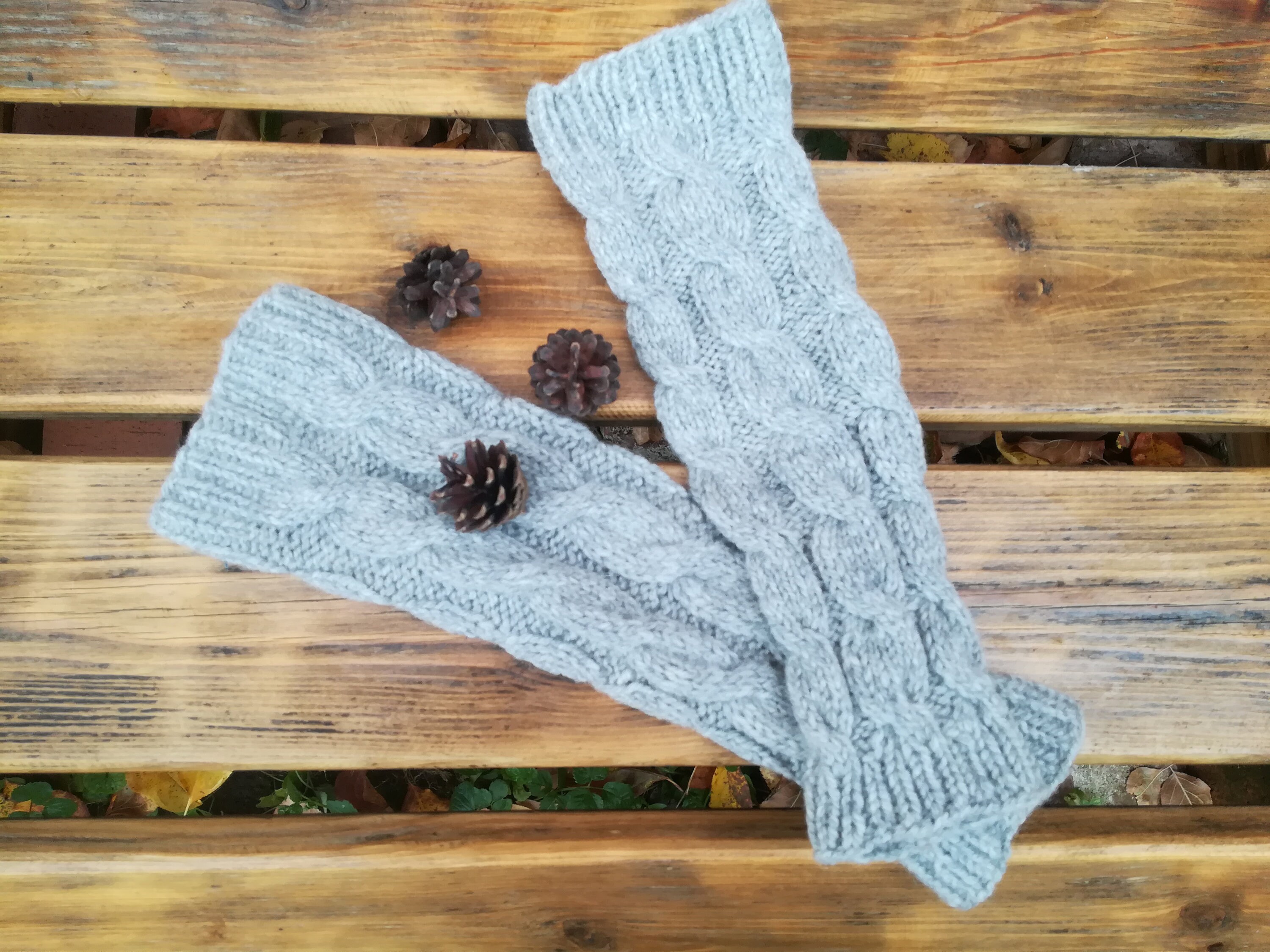 WOOL HANDKNITTED LEGWARMER / CARAMEL LATTE