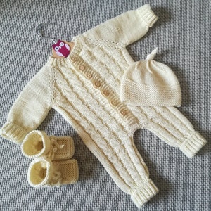 Hand Knit Merino Wool Baby Romper Set: Newborn Outfit