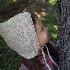 Knitted pixie bonnet.Baby/toddler/child/teens/adult pixie hat.Elf hat.Cream pixie bonnet.Merino Wool hat.Hand knitted pixie hat.