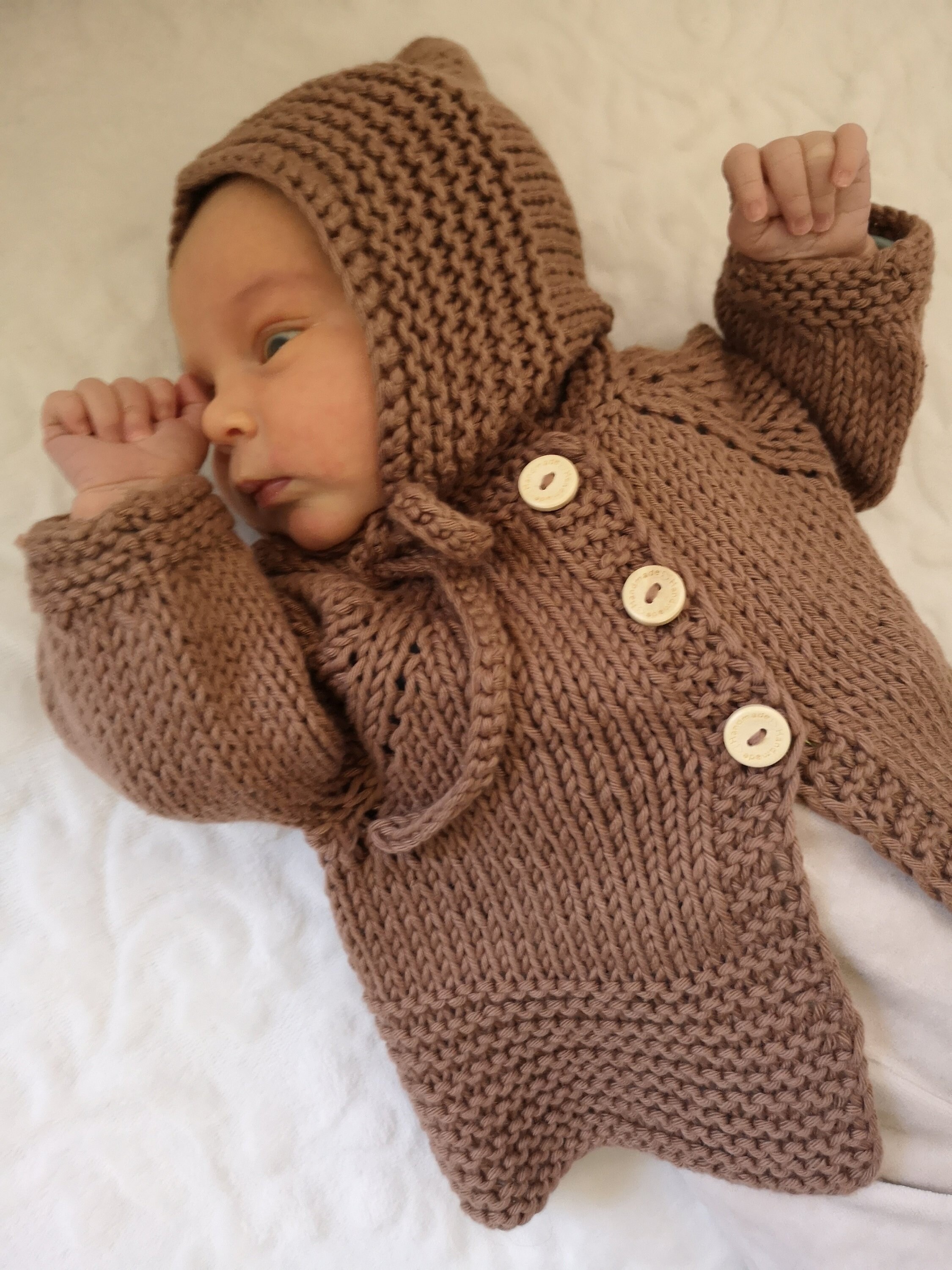knitting newborn baby sweater