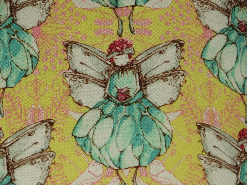 Kleines Kissen, 25 cm x 25 cm, Fee über der Blumenwiese image 3