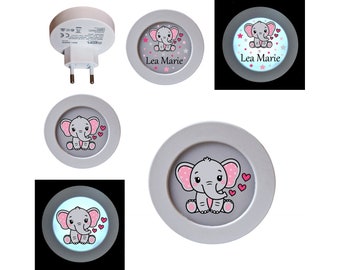 LED-Nachtlichtstecker mit Sensor, Motiv: Elefant mit Herz, Sterne, personalisierbar