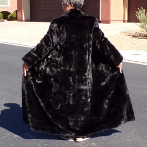 L/X-L (14-16) MINK maxi coat, black unisex ankle-length (pieced) FEMALE ranch mink, buttery soft, unisex, gorgeous, EUC (#3531-2)