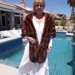 M/X-L (8-18) real CANADIAN SABLE fur stole shawl wrap, recently cleaned & APPRAISED, immaculate vintage condition, magnificent!  (#2474)