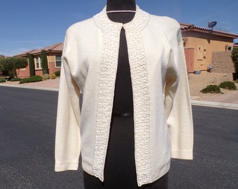 S-P (4P-6P) real ANGORA blend sweater, ivory, lined, bead work on front & neckline, lightweight embellished sweater, vintage EUC (#2208)