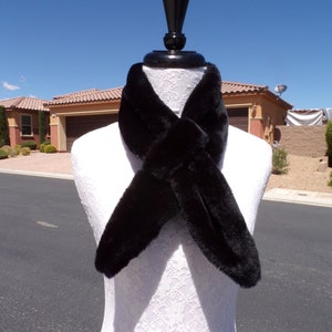 37&quot; FAKE fur, FAUX fur pass-thru scarf boa, vegan fur in black, not stretchy, velveteen lining, vintage faux fur scarf (#2329)