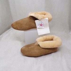 NWT Wms SHEARLING-SHEEPSKIN wool fur slippers, house shoes, by Mr Bick,  brown/beige, choose your size,  made in U.S.A., rubber sole (#2283)