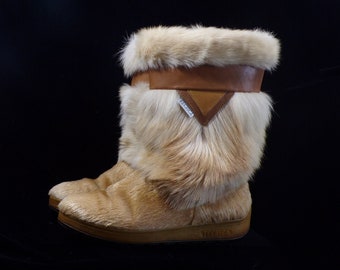 MEN'S (10) TECNICA real fur boots, high quality, beige, apres ski boots, real cow fur uppers & fur trim on the shaft, vintage boots (#1465)