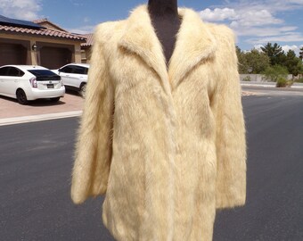 M (8) real BLONDE BEAVER FUR jacket stroller coat hip-length, ivory/tan fur, wonderful vintage coat, stunning find, shiny luxurious! (#484)