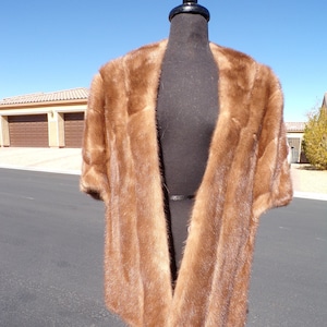 M (8-10) real MINK FUR stole stoll shawl wrap, beige/light brown mink, bridal fur, wedding fur, Mother of the Bride, classic stole (#346)