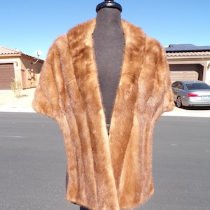L (12) real MINK FUR stole shawl wrap, brown mink, unbranded, bridal fur, wedding fur, Mother of the Bride, classic stole (#345)