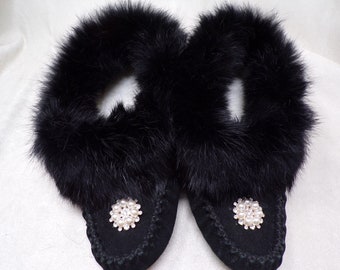 youth size 2-3 US/EU 34 real RABBIT fur trimmed black suede moccasins, rhinestone trim on toe cap, fleece lined, no brand (#1951-2)